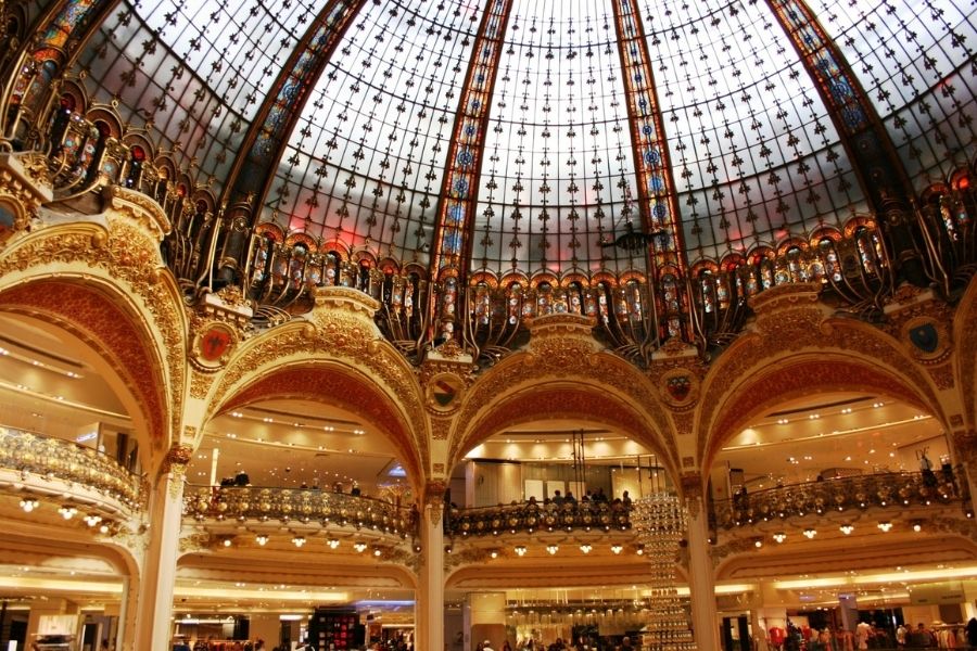 Pourquoi Paris est la capitale de la mode?