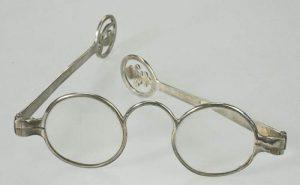 histoire des lunettes